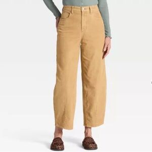 Universal Thread Tan High Rise Corduroy Barrel Jeans